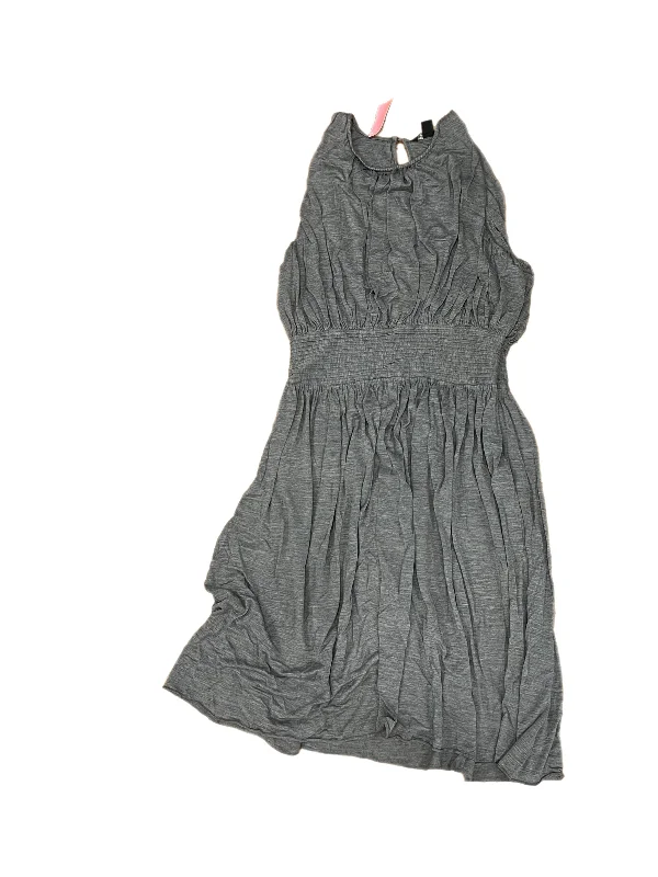 midi dresses with keyhole backsDress Casual Midi By Banana Republic  Size: 10petite