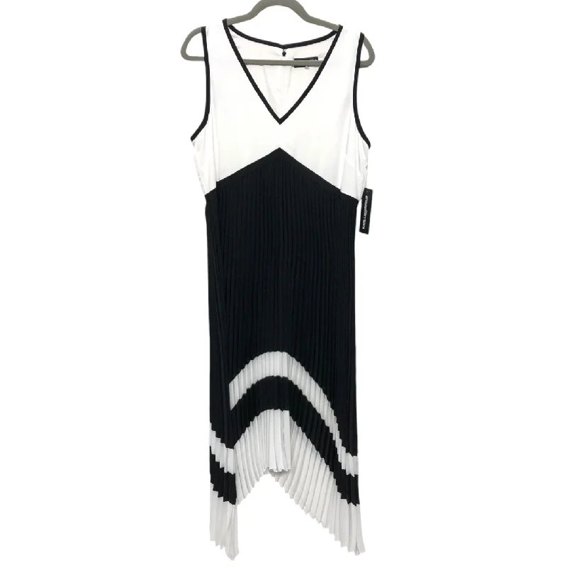 women's unique dressesDress Designer By Karl Lagerfeld In Black & White, Size: 12